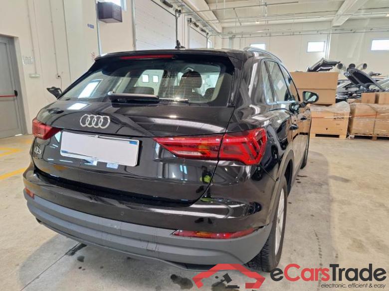 AUDI Q3 / 2018 / 5P / SUV 35 TDI S TRONIC BUSINESS #2