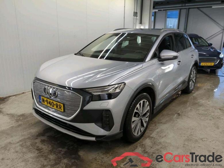 AUDI Q4 e-tron 40 L ed. Adv. 77 kWh #1