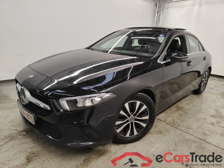 Mercedes-Benz A-Klasse Limousine A 180 d DCT Business Solution 4d #1