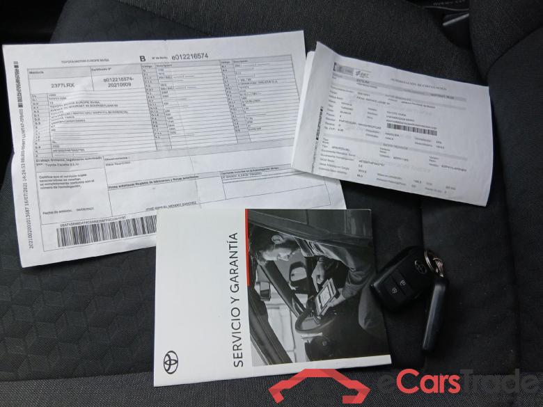 TOYOTA Yaris / 2020 / 5P / berlina con portón 1.5 120H Active Tech #5