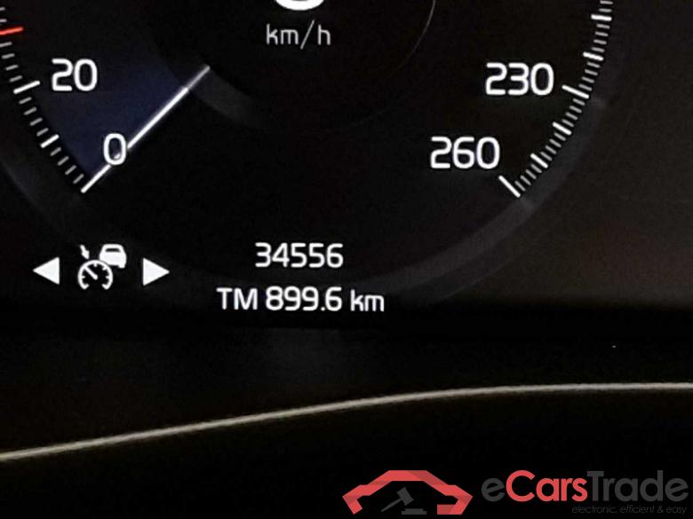 Volvo XC40 (2017->) DE - SUV5 B4 2WD EU6d, R-Design (EURO 6d), 2020 - 2022 #4