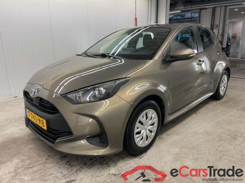 TOYOTA Yaris 1.5 Hyb. Active