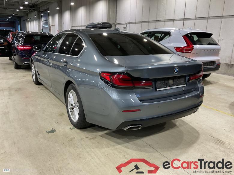 BMW 5-serie 2.0 520D 120KW AUTO #3