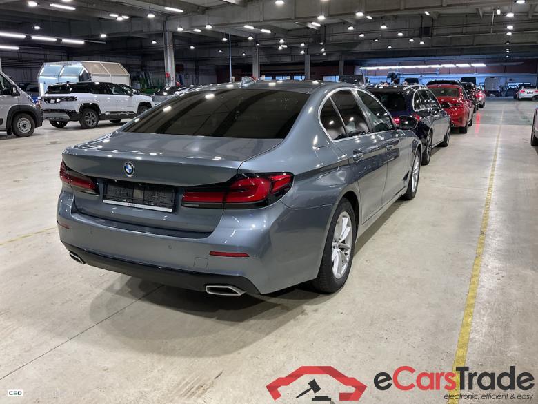 BMW 5-serie 2.0 520D 120KW AUTO #4