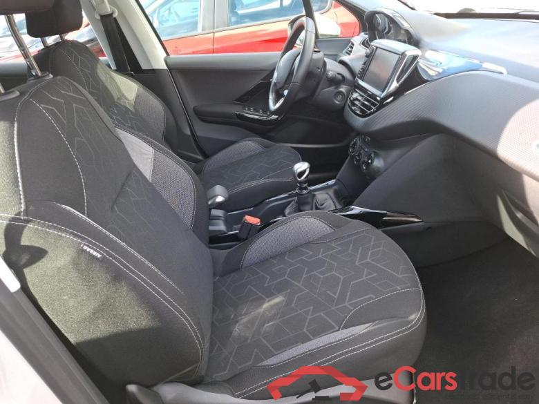 PEUGEOT 2008 / 2016 / 5P / Crossover Puretech 110 S&S ACTIVE #6