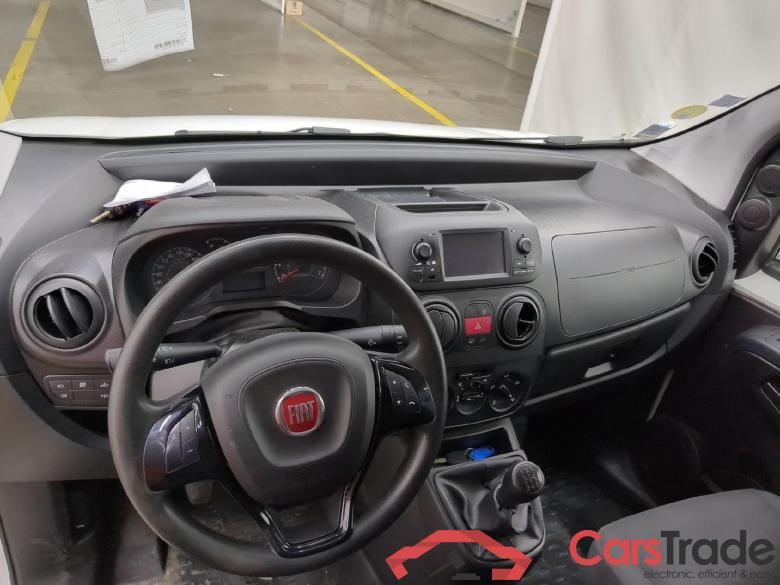 FIAT Fiorino / 2016 / 4P / Fourgonnette 1.3 Multijet 80 Pack Professional Nav #5