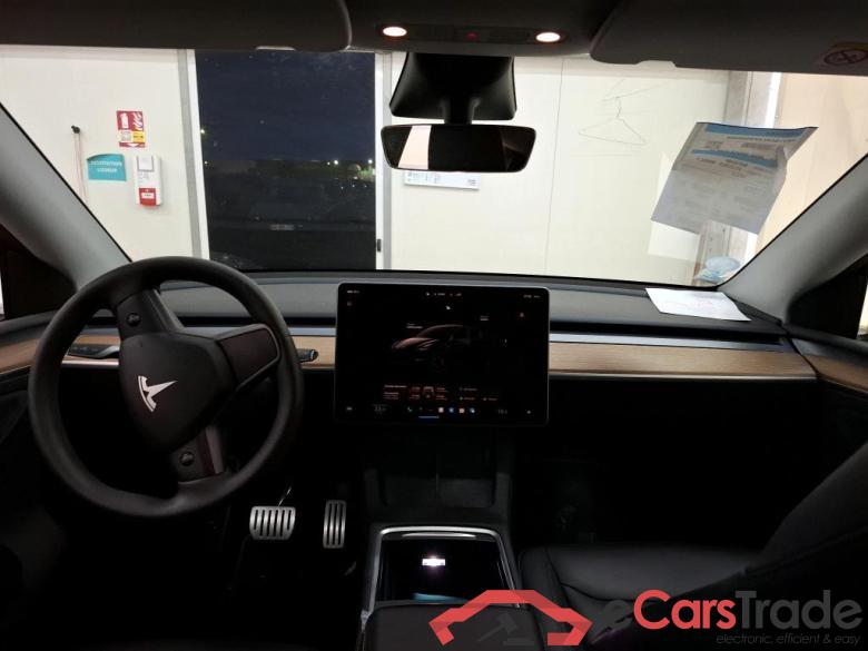 TESLA Model Y / 2020 / 5P / SUV Performance Dual Motor AWD #6