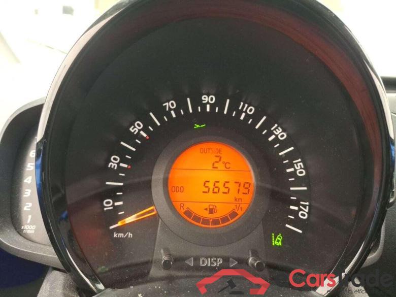 CITROEN C1 1.0 VTi Shine #4