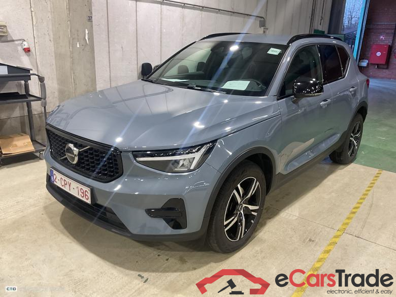 VOLVO XC40 1.5 T2 PLUS DARK DESIGN AUTO