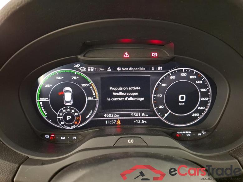 AUDI A3 Sportback e-tron / 2016 / 5P / Berline 40 e-tron S TRONIC BUSINESS LINE #6