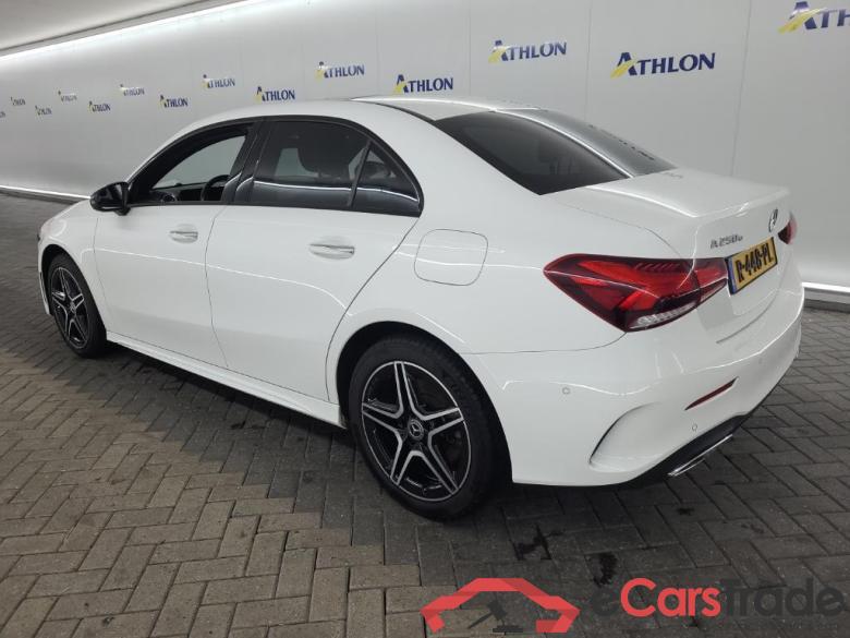 MERCEDES-BENZ A-Klasse Limousine A 250 e 8G-DCT Business Sol AMG Limited 4D 160kW #4