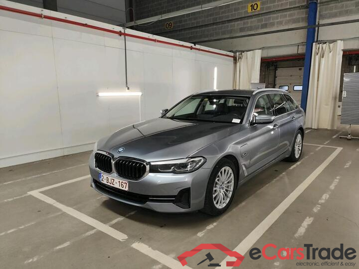 BMW 5 Reeks Touring 5 Reeks Touring 530e Auto (PHEV) 215kW/292pk  5D/P Auto-8