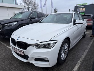 BMW 330