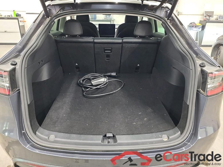 Tesla Model Y Long Range Dual Motor AWD Pano LED-Xenon Navi Leather KeylessGo Camera Klima PDC ... #6