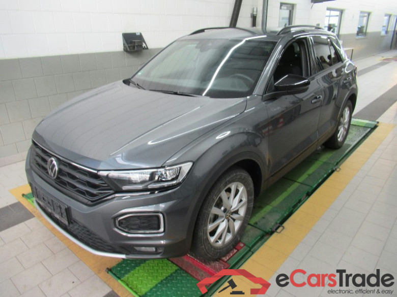 Volkswagen T-Roc (A11)(09.2017->2021) DE - SUV5 1.5 TSI EU6d, Sport OPF (EURO 6d), 2020 - 2022 #1