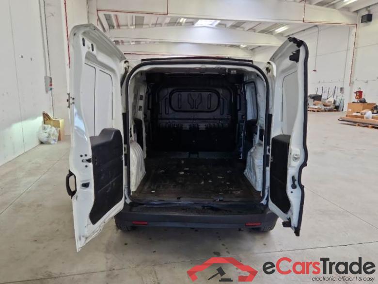 FIAT DOBLÒ CARGO / 2014 / 4P / VETT. FURGONATA CH1 LOUNGE 1.3 MJET 95CV E6D SeS #5