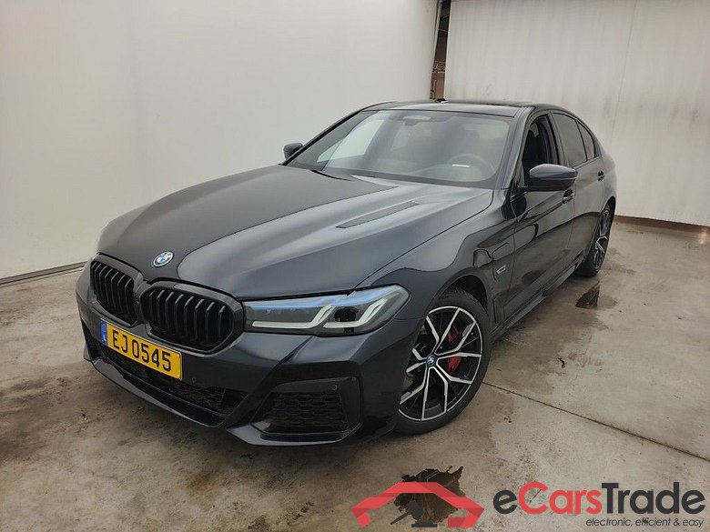 BMW 5 - 2020 545eXAS 286 PHEV 4d ///M-Sportkit (total options: 22,264 Ex.Vat) #1