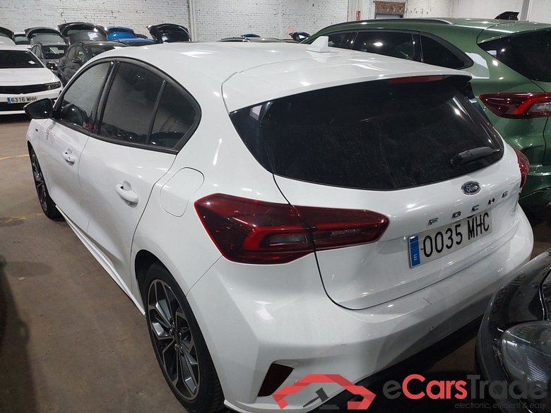 FORD Focus 1.0 Ecoboost St Line X #2