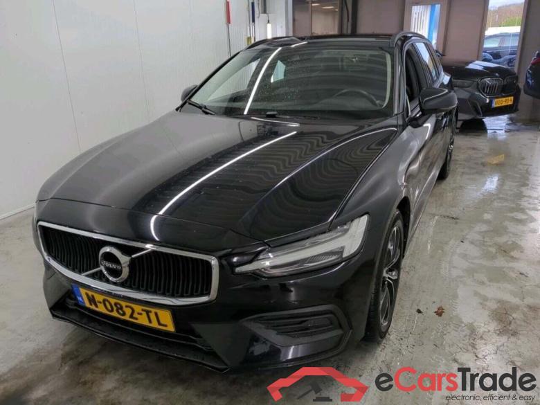 VOLVO V60 2.0 B3 Momentum #1