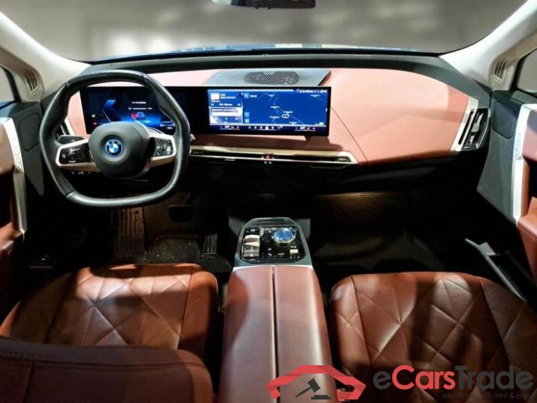 BMW IX / 2021 / 5P / SUV IX XDRIVE50 #3