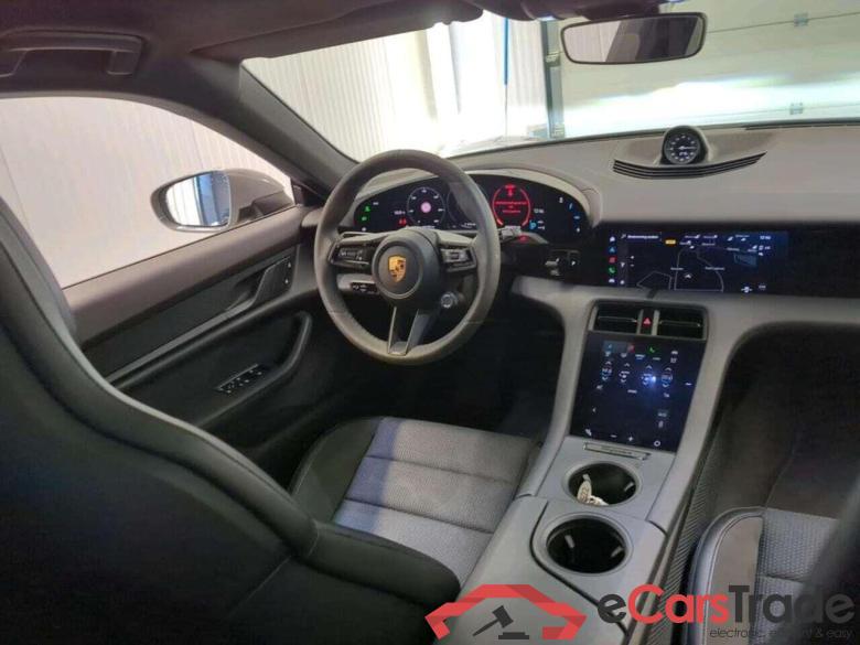 PORSCHE Taycan Performance 84kWh #3