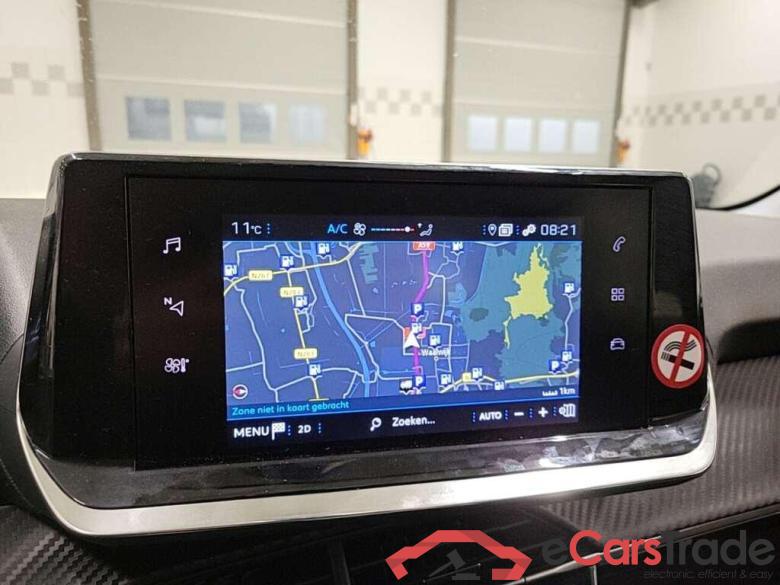 PEUGEOT 208 1.2 Active #6