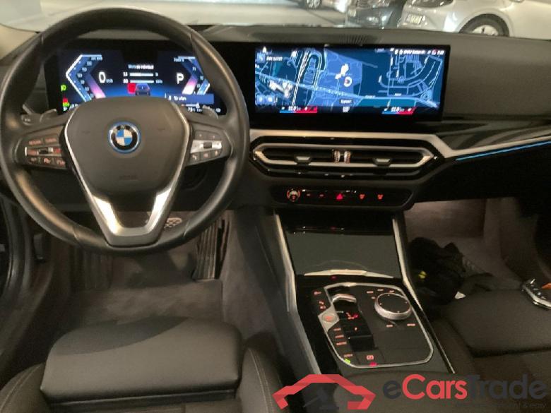 Baureihe 3 Touring 330 e xDrive 2.0 215KW AT8 E6d #3