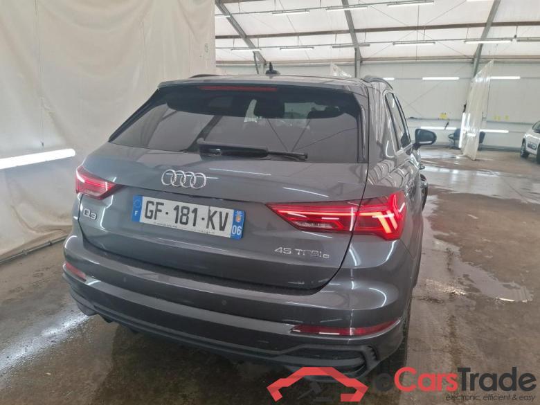 AUDI Q3 / 2018 / 5P / SUV 45 TFSI E 245 S TRONIC S LINE #3