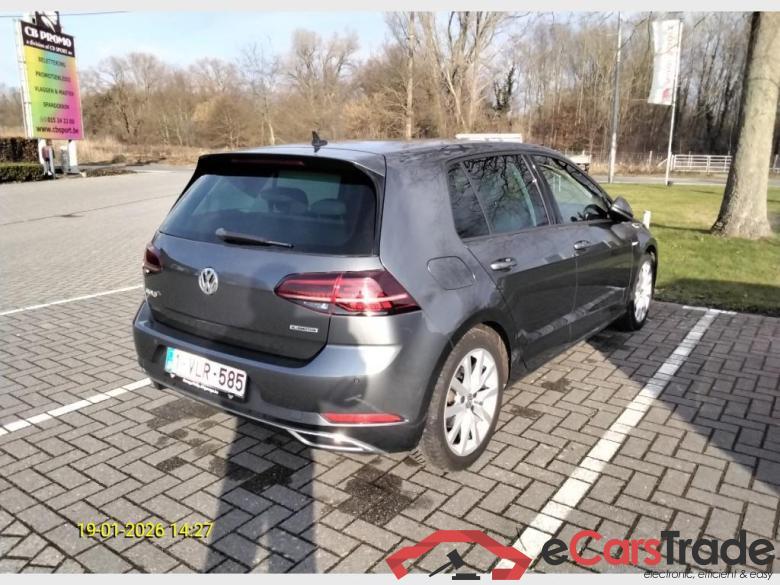 VOLKSWAGEN Golf VII Golf Highline 1.5 TSI BlueMotion  96 kW (130 pk) 6 versnellingen manueel #4