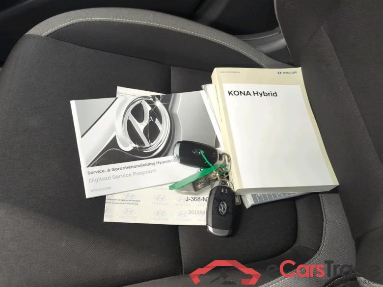 Hyundai KONA 1.6 GDI HEV Fashion 5d #4