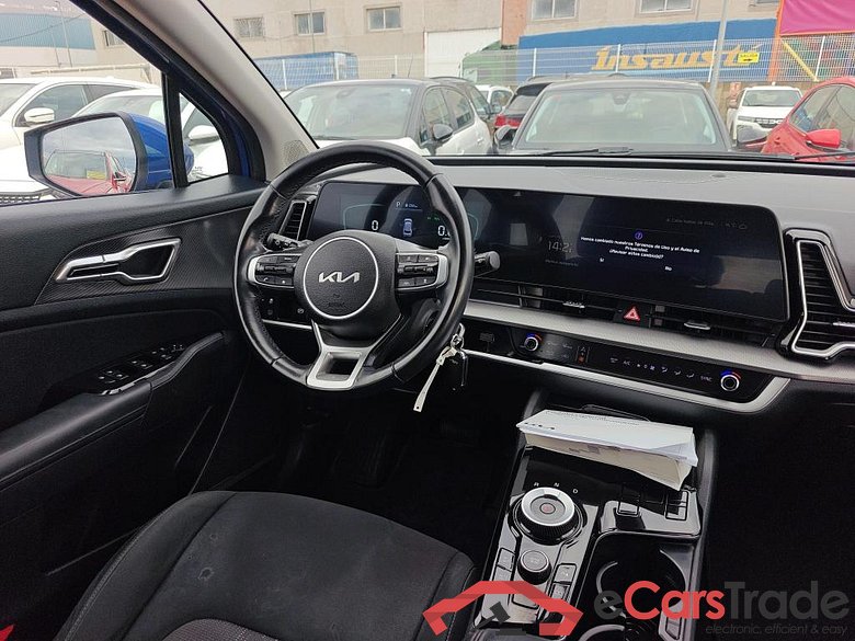 KIA Sportage / 2022 / 5P / todoterreno 1.6 T-GDi HEV 171kW (230CV) Drive 4X2 #3