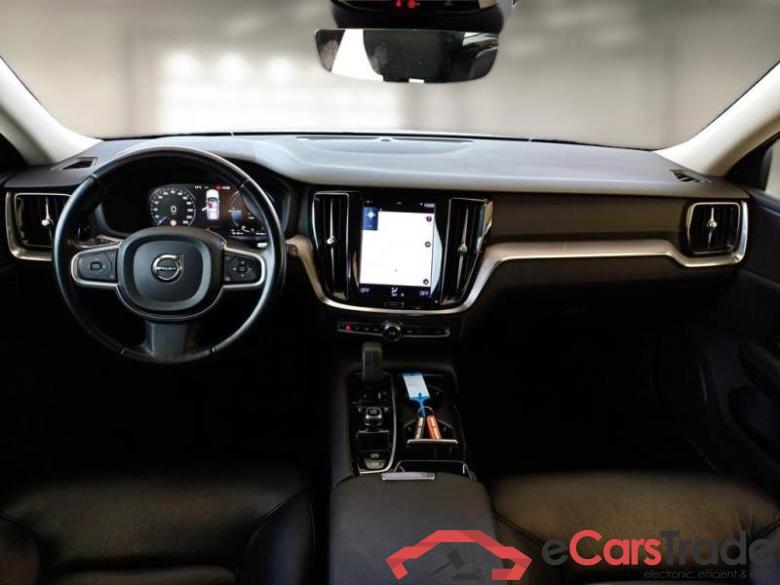 VOLVO V60 / 2019 / 5P / STATION WAGON T6 PLUG-IN AWD AUTOM.INSCR.EXPR. #3