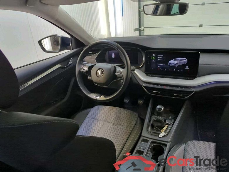 SKODA Octavia Combi 1.5 TSI First Edit. #3