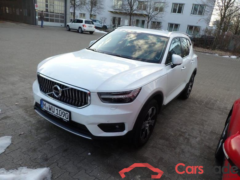 Volvo XC40 (2017->) DE - SUV5 B4 2WD EU6d, Inscription (EURO 6d), 2020 - 2022
