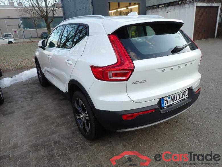 Volvo XC40 (2017->) DE - SUV5 B4 2WD EU6d, Inscription (EURO 6d), 2020 - 2022 #4