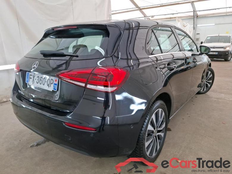 MERCEDES-BENZ Classe A Compact 2018 5P Berline A 250 e Business Line 8GDCT #3