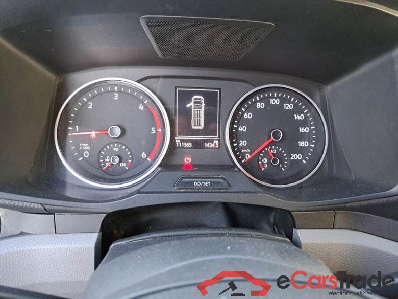 VOLKSWAGEN CRAFTER / 2017 / 4P / FURGONE 30 L3H3 2.0 BITDI 130KW BUSINESS 4MOTION #4