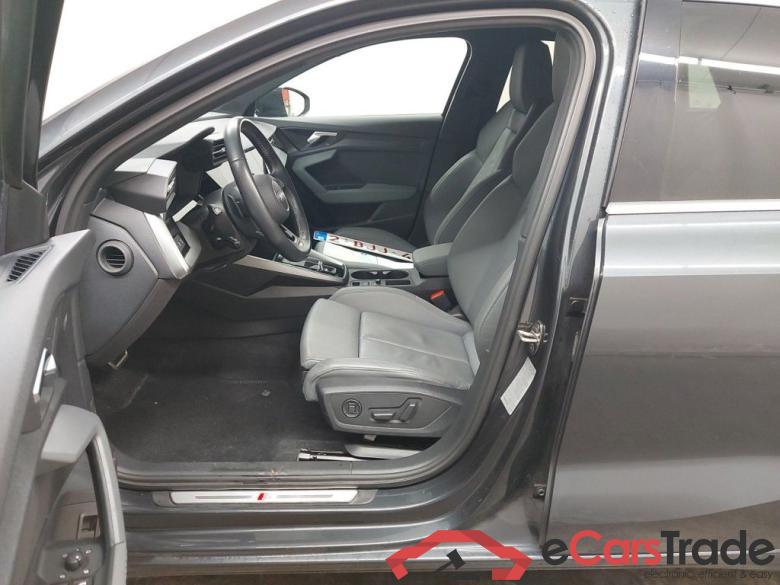 Audi A3 Sportback 2.0 35 TDi 110kW S tronic Business Edit. 5d #3