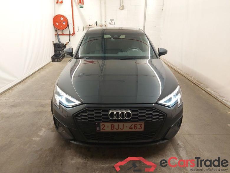 Audi A3 Sportback 2.0 35 TDi 110kW S tronic Business Edit. 5d #5