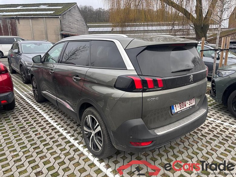 PEUGEOT 5008 1.2 PureTech Allure #3