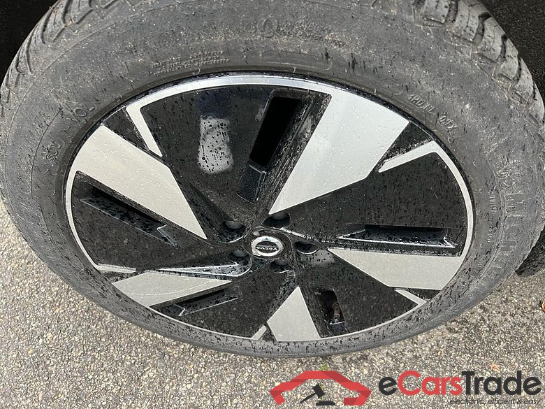 VOLVO C40 82 kWh Recharge Extended Range Plus #4