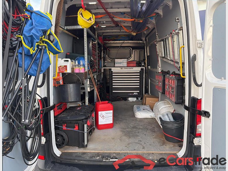 VOLKSWAGEN Crafter 35 Fou Mwb Hr Crafter 35 Fourgon L3H3 3640 mm 2.0 TDI EU6-EA SCR FWD 140ch (103KW) Boîte 6 vitesses mécanique #4