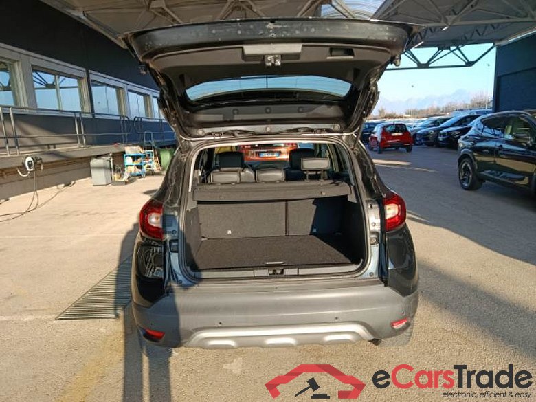 RENAULT CAPTUR / 2017 / 5P / CROSSOVER 1.5 DCI 90CV ENERGY SPORT EDITION2 EDC #5