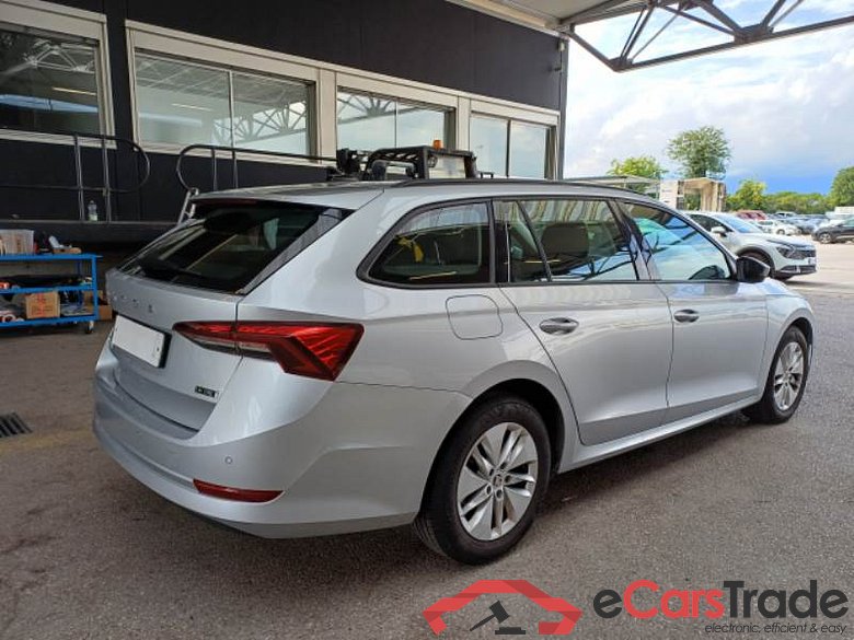 SKODA OCTAVIA WAGON / 2020 / 5P / STATION WAGON 1.5 E-TEC AMBITION DSG #2