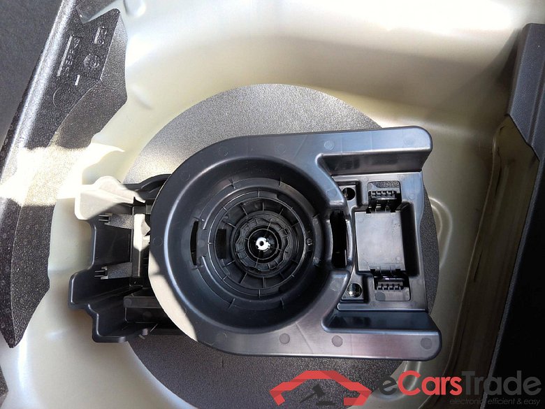 Peugeot 208 Style 1.2 Essence 101hp BVM6 #6