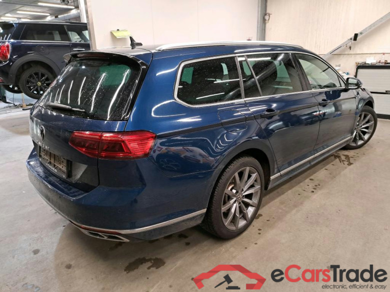 Volkswagen Passat Variant 2.0 TDI R-Line Aut. LED-Matrix Navi Sport-Leather ACC KeylessGo Klima PDC ... #2