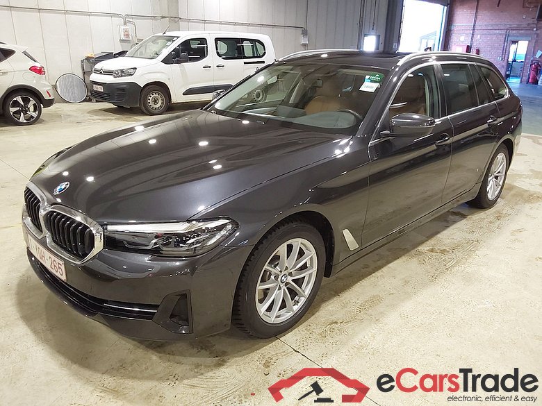BMW 5 SERIES TOURING 2.0 518D 100KW TOURING AUTO #1