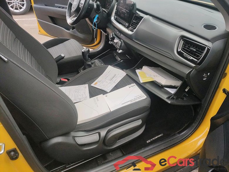 KIA Stonic / 2017 / 5P / todoterreno 1.0 T-GDi 88kW (120CV) MHEV iMT Drive #6