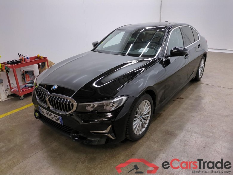 BMW Série 3 Berline / 2018 / 4P / Berline 320d 190ch Luxury BVA8 #1