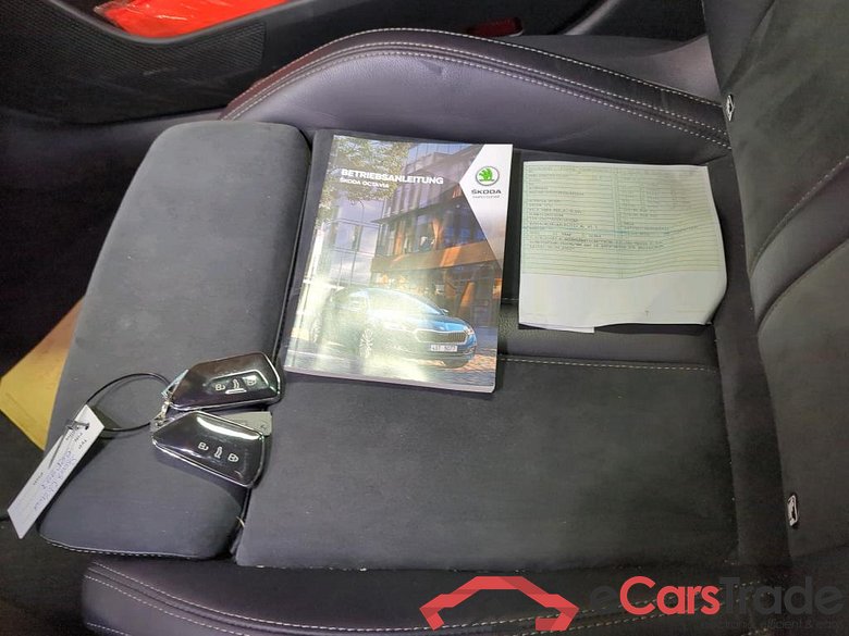 Octavia Combi Scout 4x4 2.0 TSI 140KW AT7 E6d #3